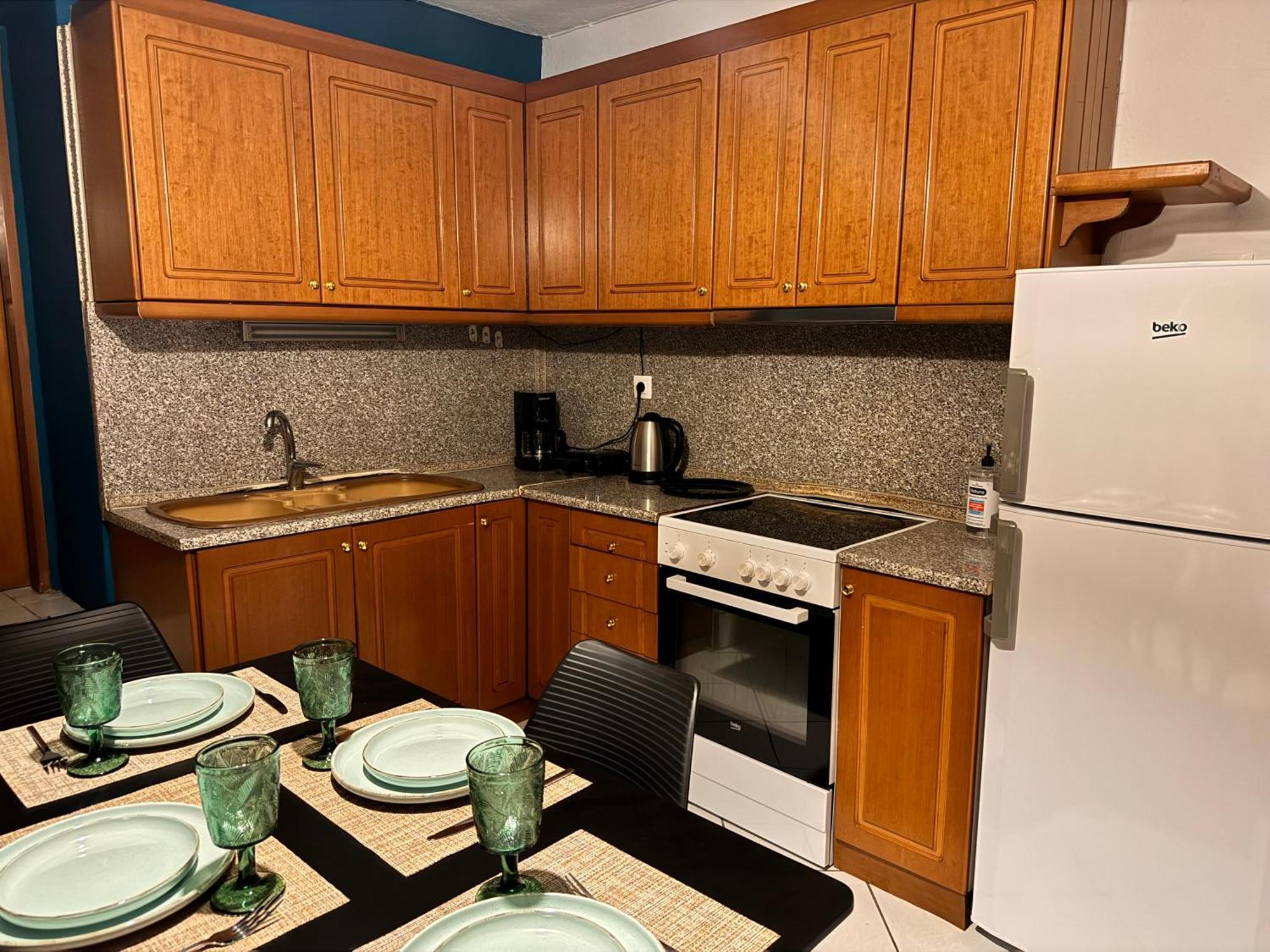 Neni'S House Apartment พริโนส ภายนอก รูปภาพ